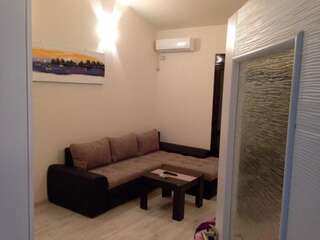 Апартаменты Fimi Apartments Улцинь Апартаменты с 1 спальней и балконом-1